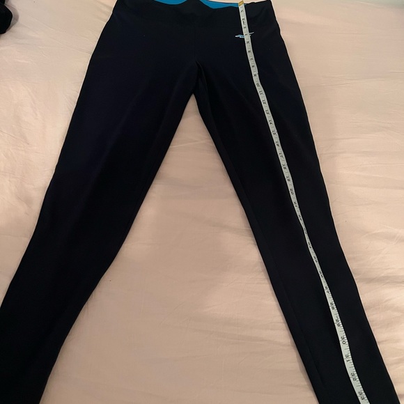 Hollister elastic pants - Picture 2 of 6